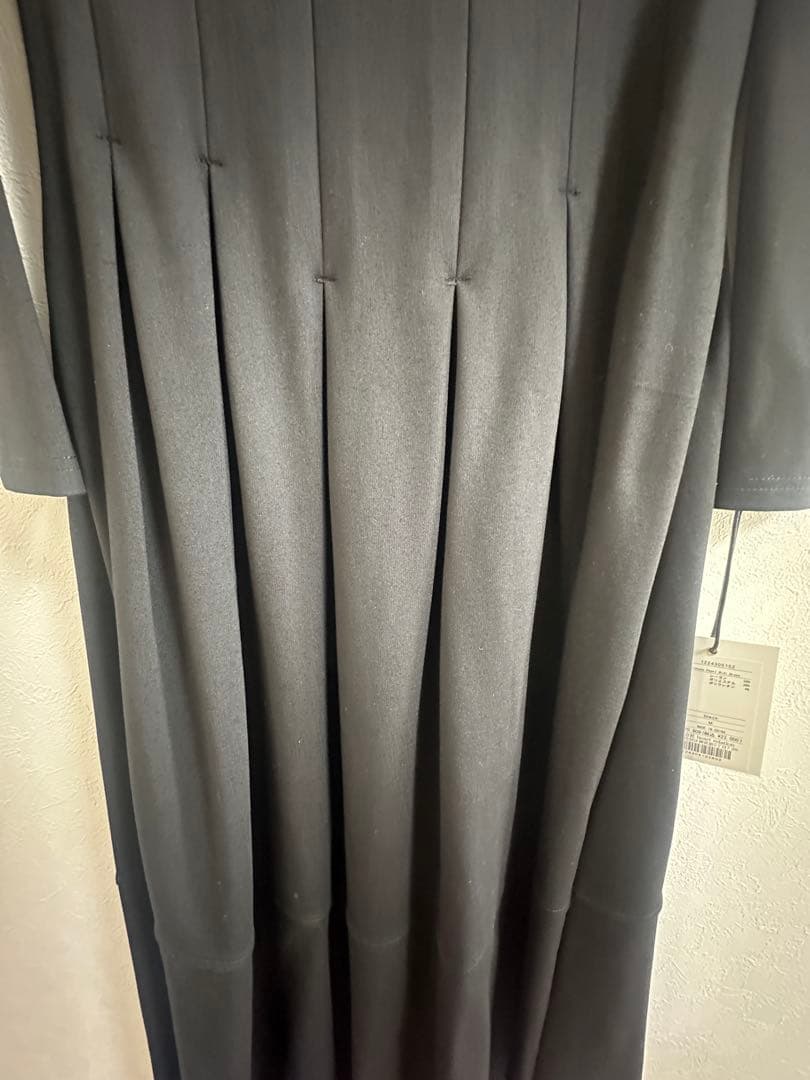 ワンピース herlipto Marylebone Pearl Midi Dress