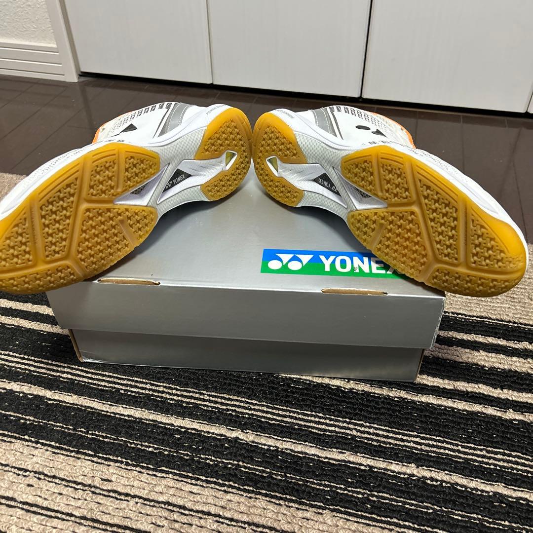 【廃盤】YONEXパワークッション65z26.5cm箱付き