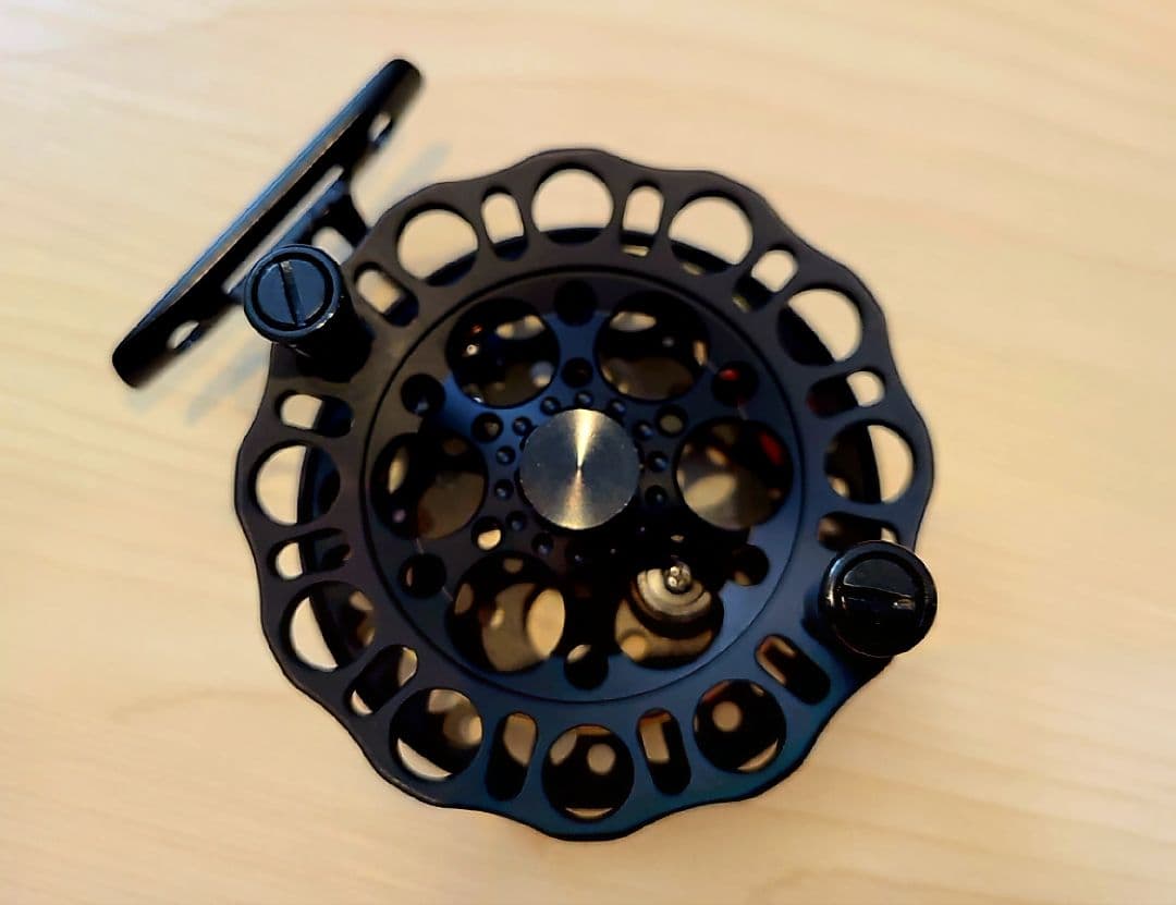 インビクタヘチリール85mm MB リミテッドスペック