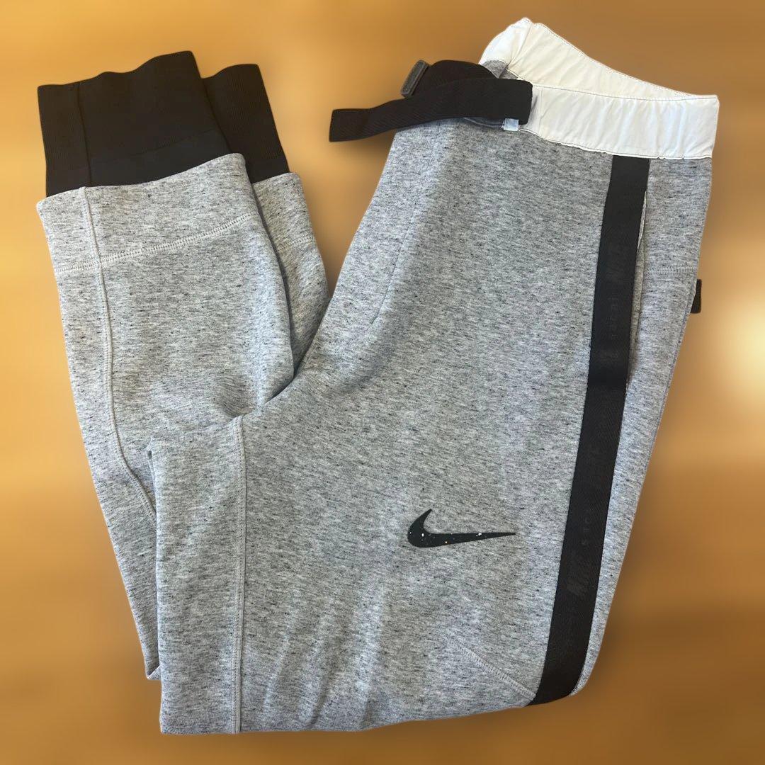 NIKE× sacai コラボパンツ