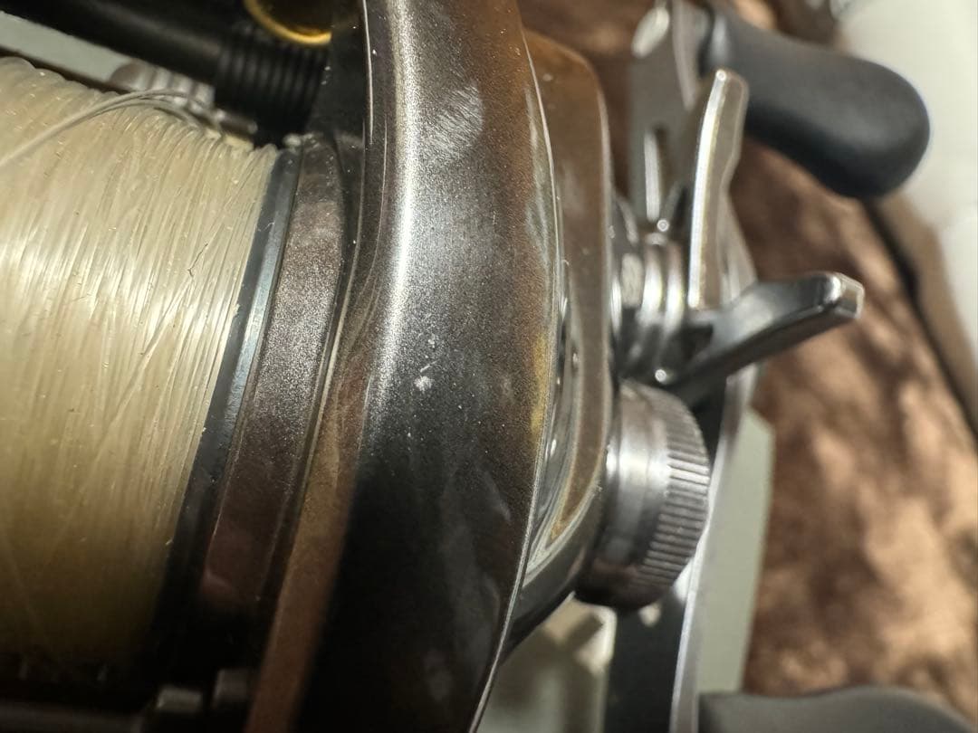 SHIMANO シマノ 20メタニウム ベイトリール シルバー 右ハンドル