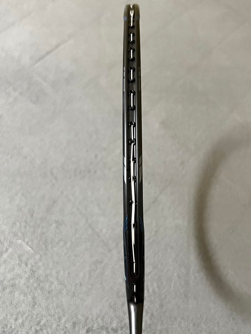 YONEX ボルトリック zフォースⅡ 4UG5