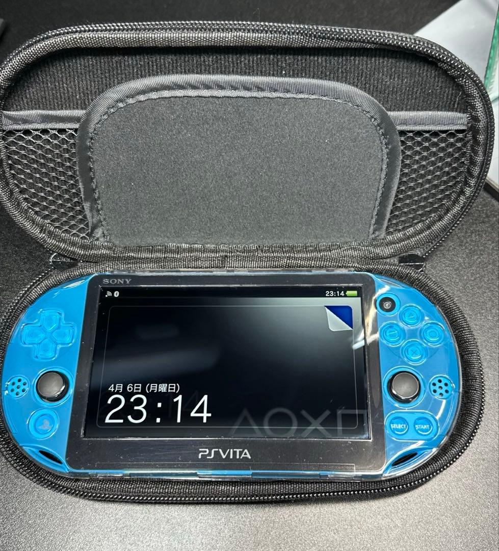 【極美品】PlayStation Vita Wi-Fiモデル　カバー&ケース付
