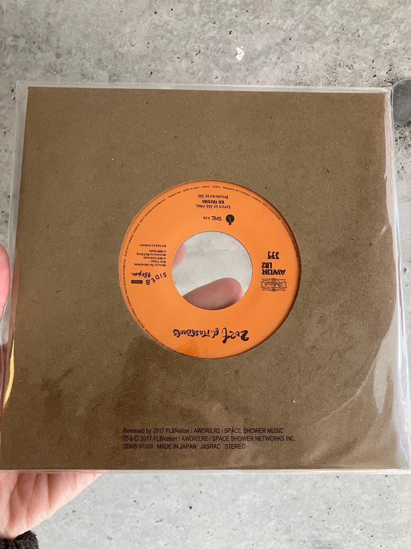 Babe / 2024Feat. Fla$hBacks 7inchレコード