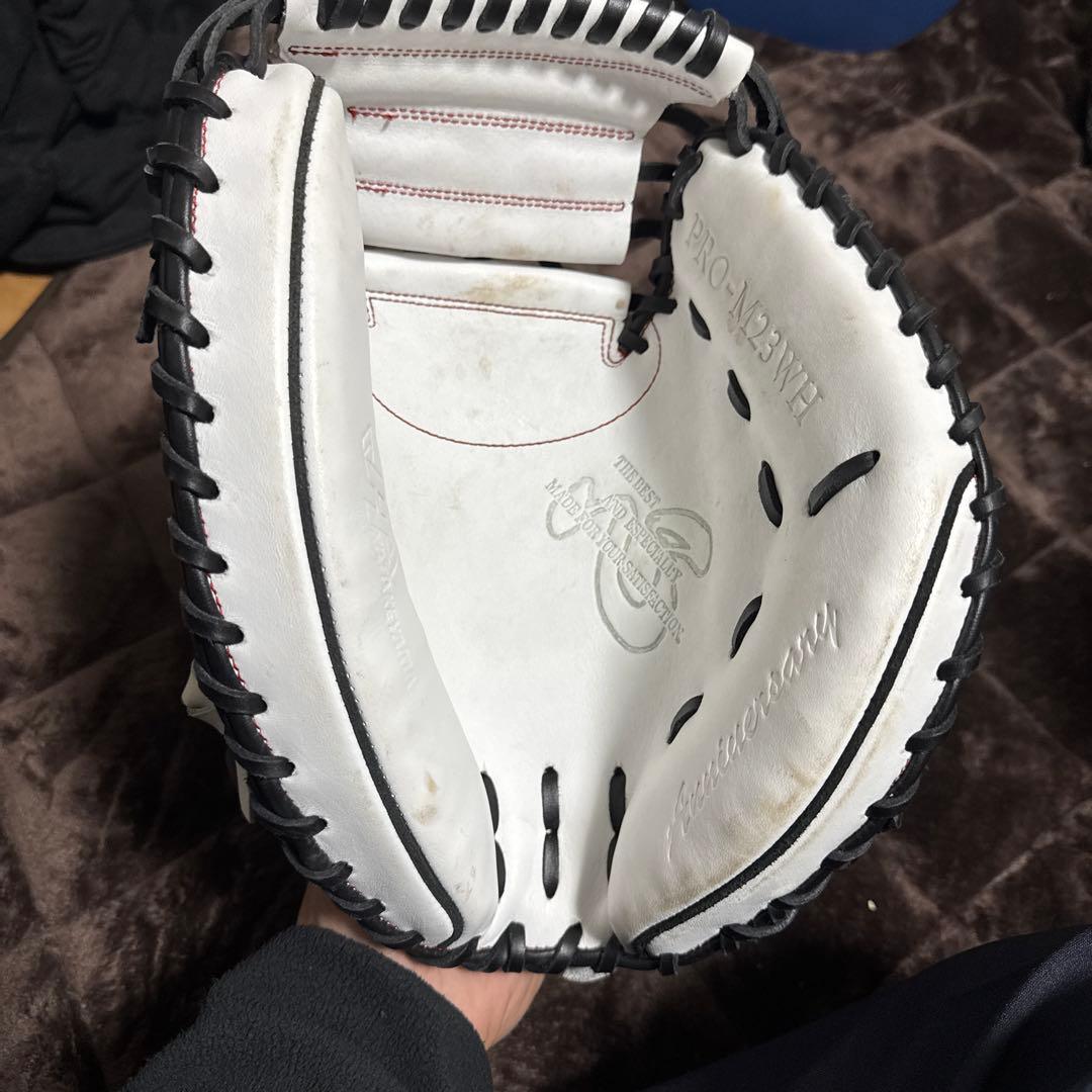 ホワイト 軟式グローブ レースアップ