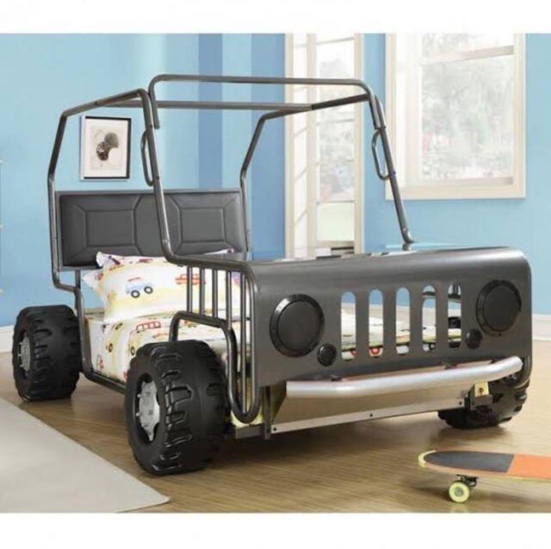引き取り限定【希少】輸入 ラングラー　ジープ ベッド　JEEP