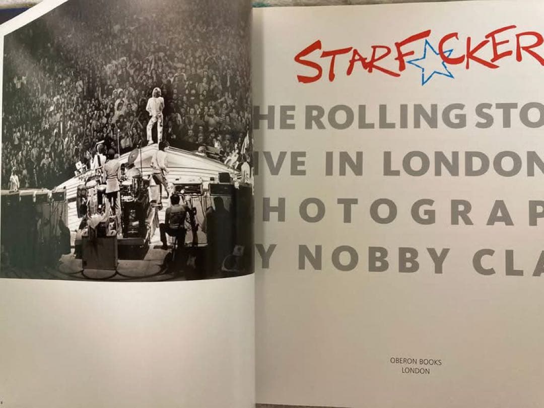 洋書 STARF*CKER:STONES LIVE IN LONDON '76.103
