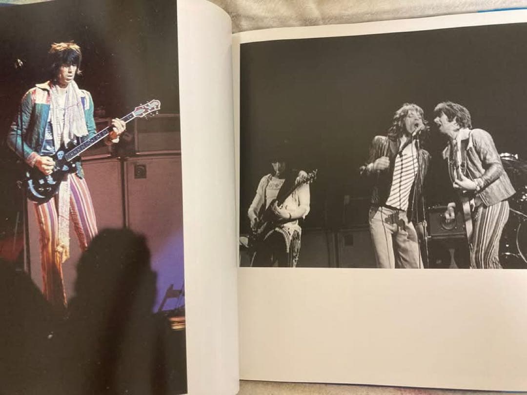洋書 STARF*CKER:STONES LIVE IN LONDON '76.103