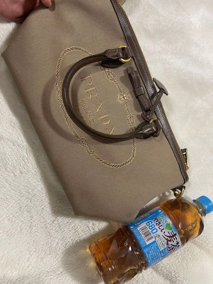 prada 鞄