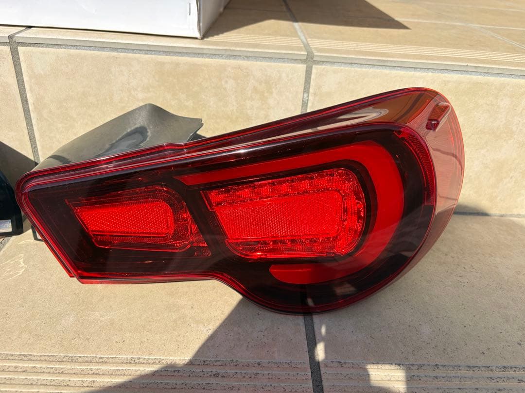 希少・廃盤 TOM’S テールランプ 86 BRZ 赤