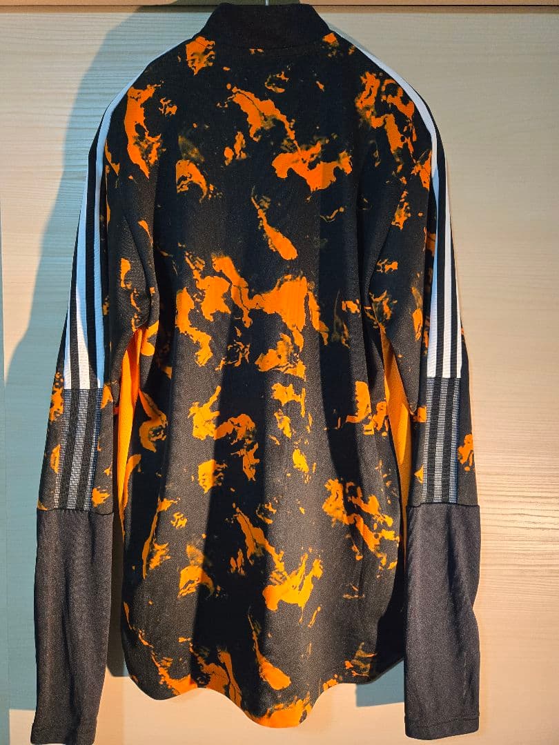 ​【正規品】 20/21 ユヴェントス AOP トレーニングトップ