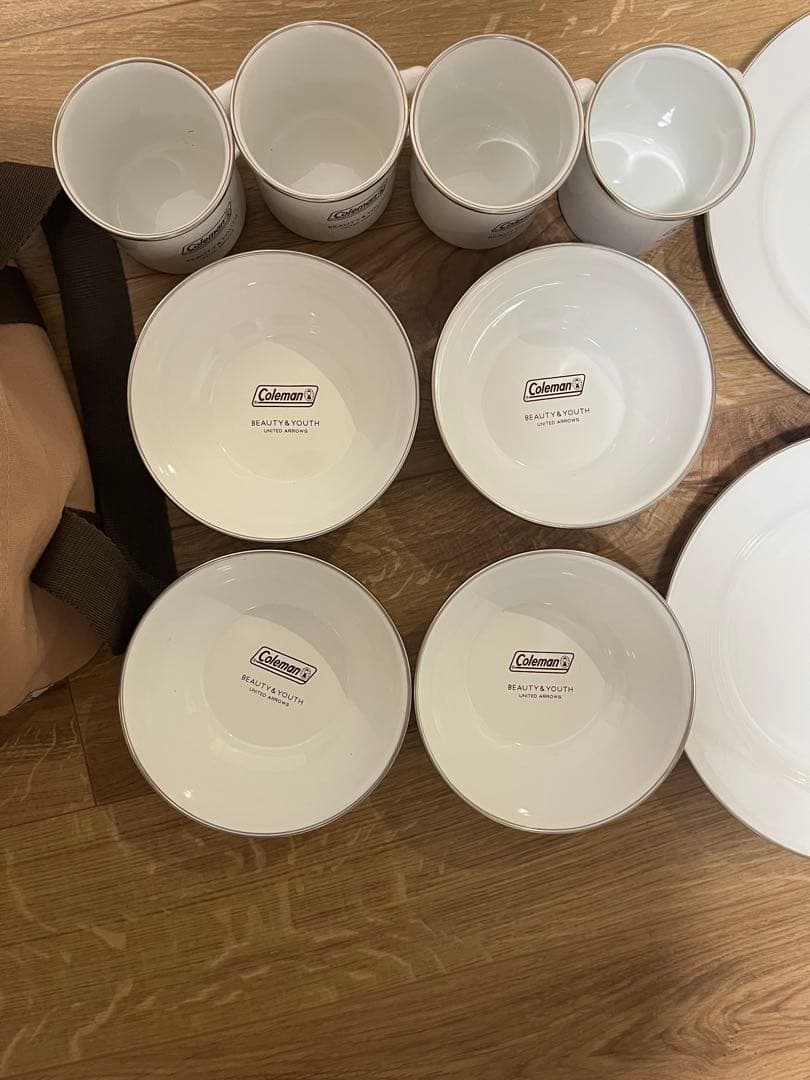しば　Coleman BEAUTY & YOUTH 食器セット