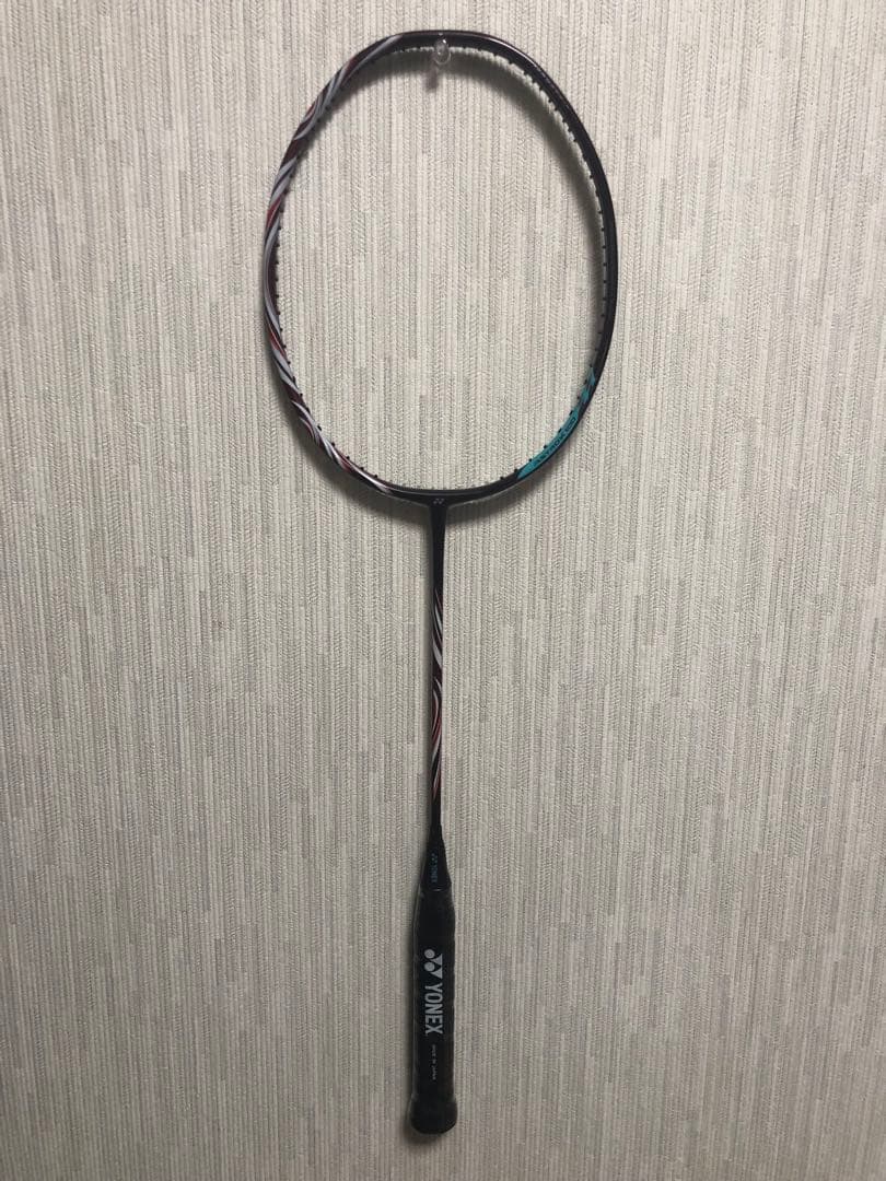 YONEX アストロクス100ZZ クレナイ4U5 新品未使用