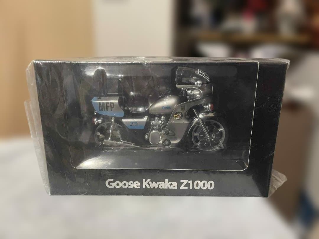 マッドマックス　ACEモデル　M.F.P　グース用Z1000バイク　1/18