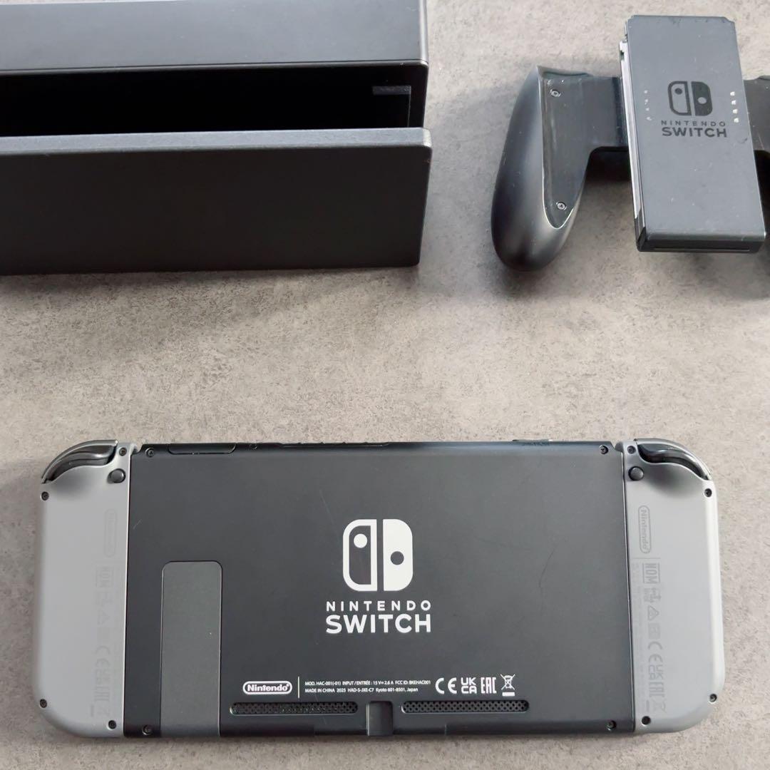 美品★任天堂Switch 本体