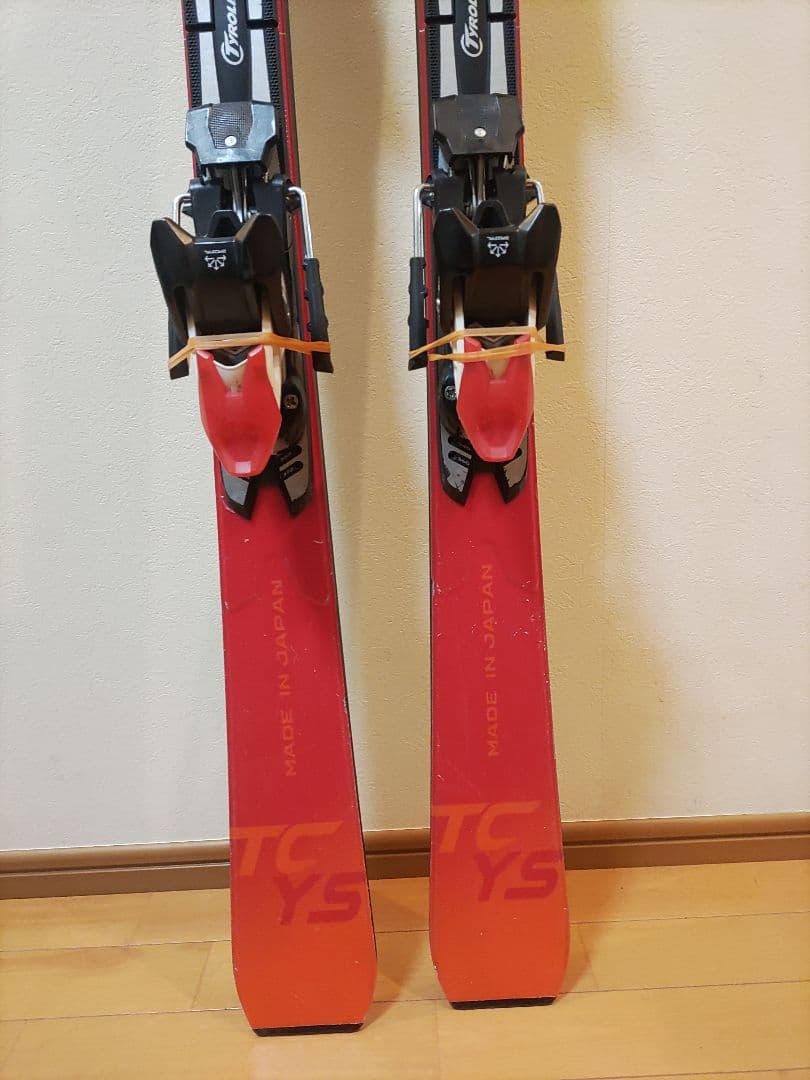 オガサカスキー板　TC-YS155