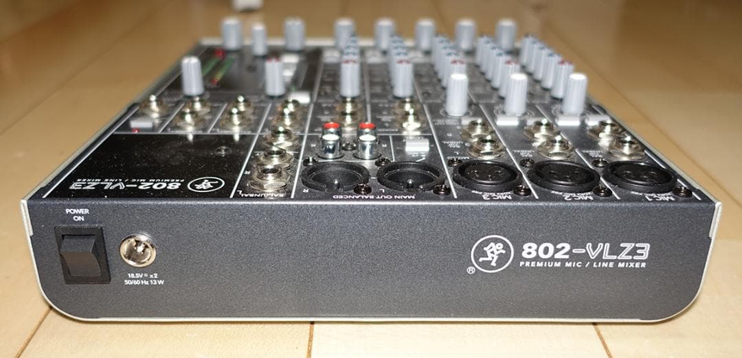 送料込【名機】MACKIE 802-VLZ3 アナログミキサー【動作確認済】
