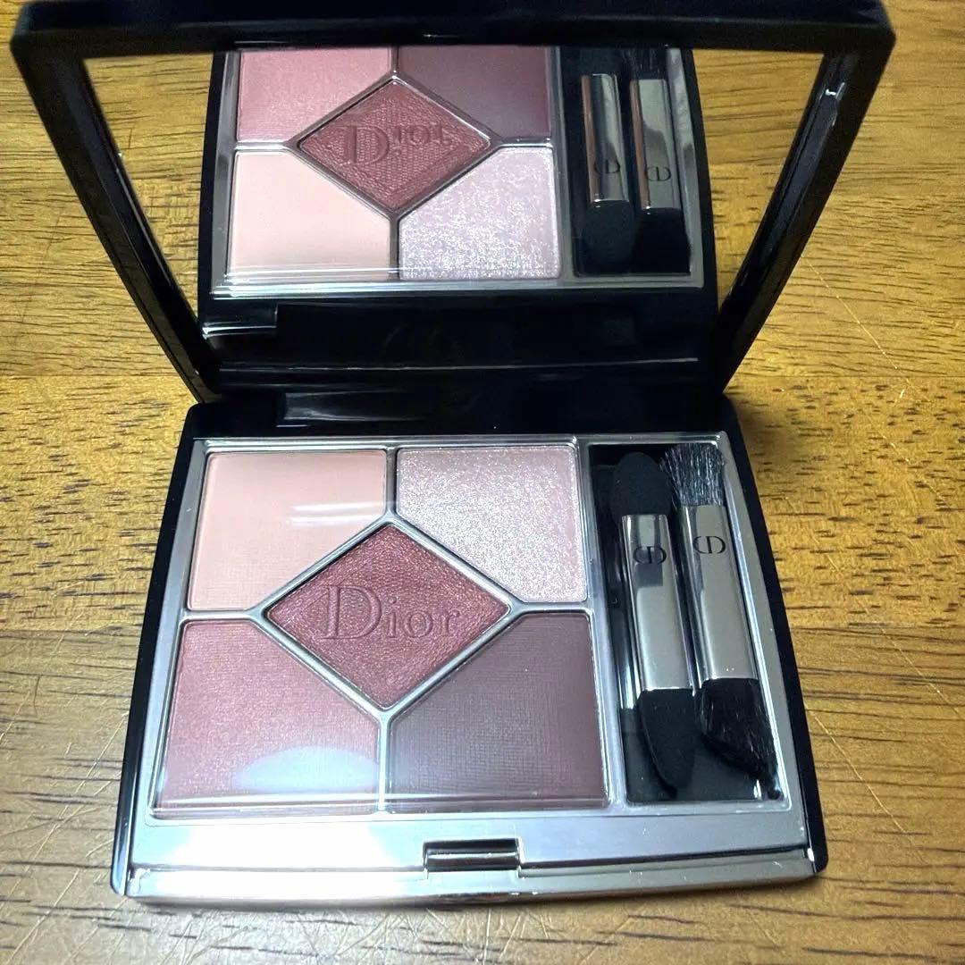 DIOR サンククルール　1947 ミスディオール　アイシャドウ　本物　紙袋あり