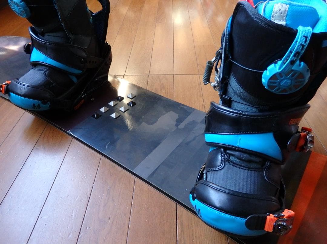 BURTON　３点セット　板140ｃｍ、ブーツ25.0ｃｍ
