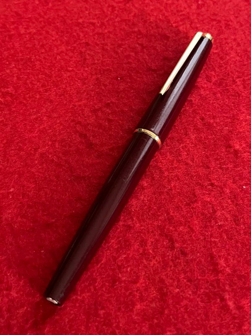 MONTBLANCモンブラン万年筆 ニブ585❗️ケース入‼️