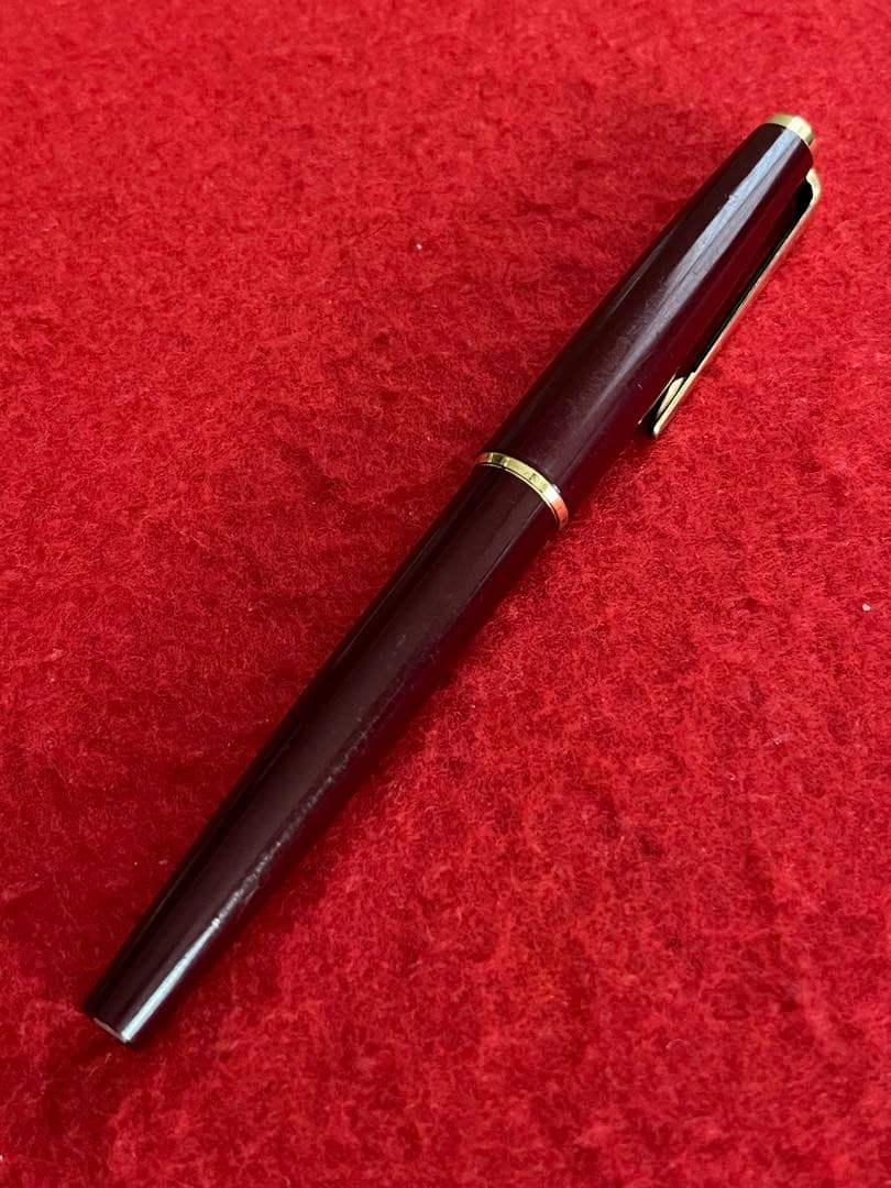 MONTBLANCモンブラン万年筆 ニブ585❗️ケース入‼️