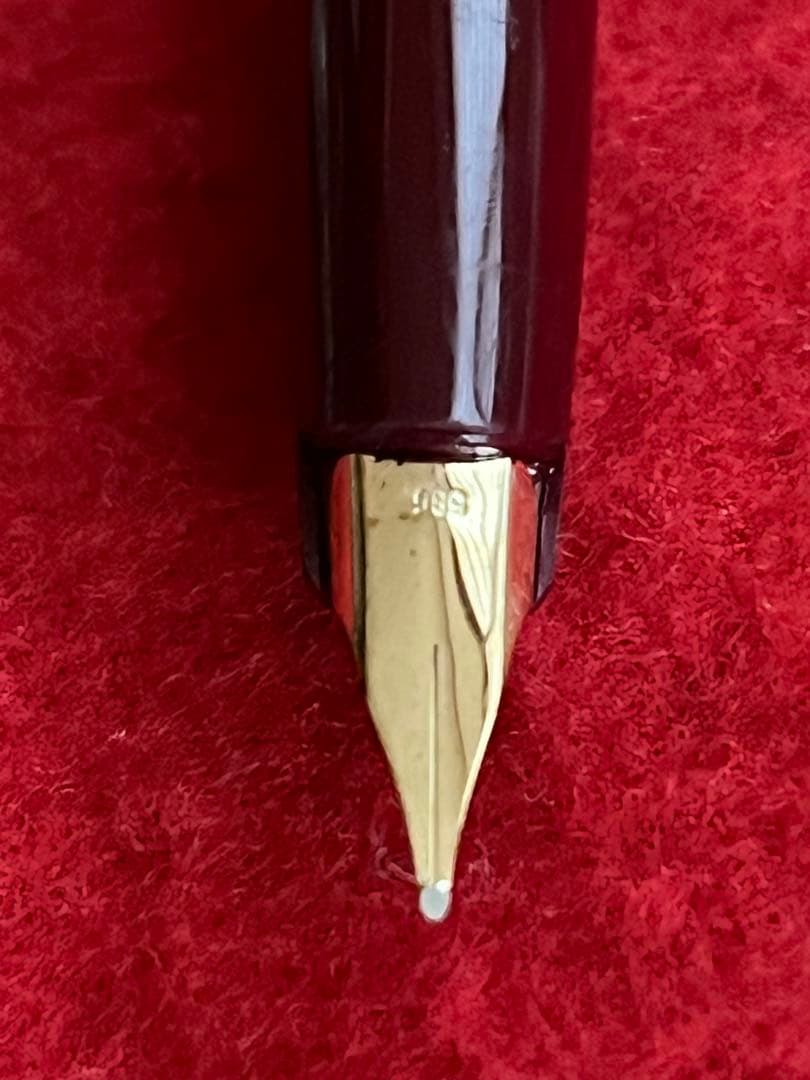 MONTBLANCモンブラン万年筆 ニブ585❗️ケース入‼️