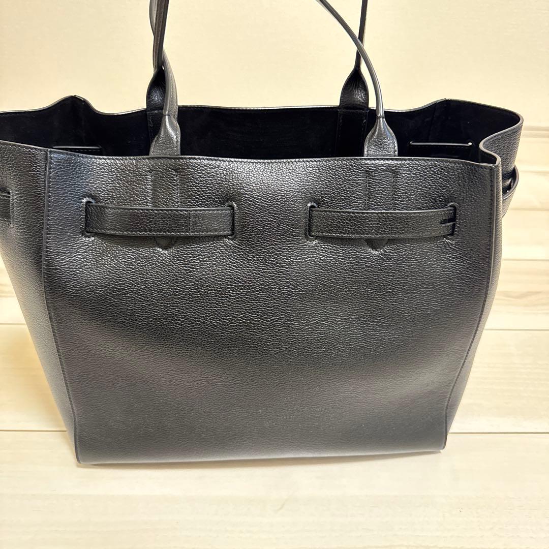 【美品】TOM FORD レザー　トートバッグ定価24万円