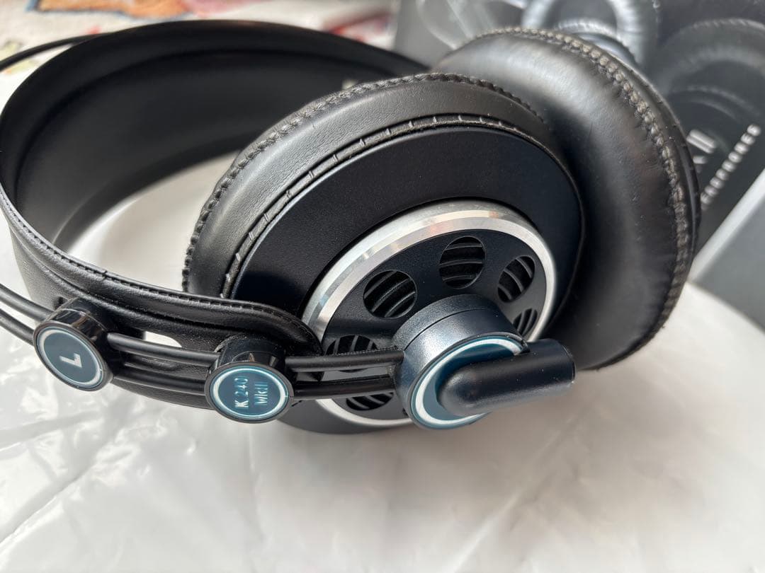 AKG K 240 MK II ヘッドフォン