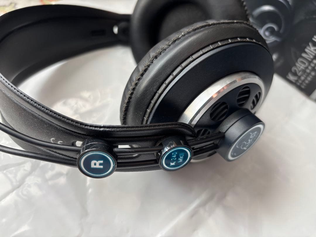 AKG K 240 MK II ヘッドフォン