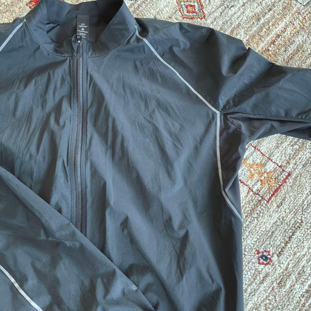 ルルレモン　lululemon ブラック サイクルジャケット メンズ　Sサイズ