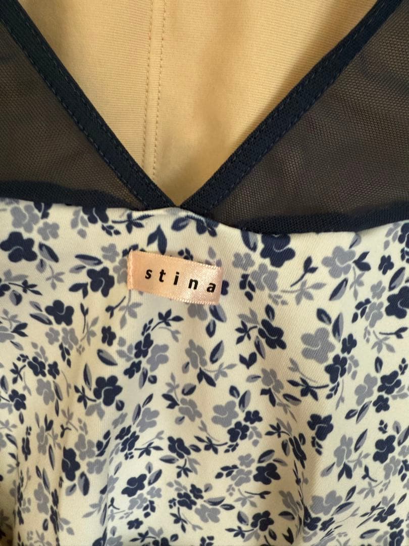 stina レオタード Lサイズ