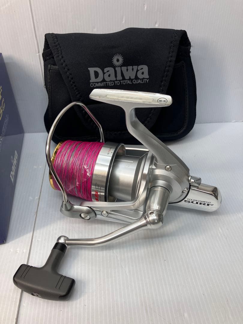 未釣行品！【Daiwa/ダイワ】01トーナメントサーフZ45C　外箱、スプール付