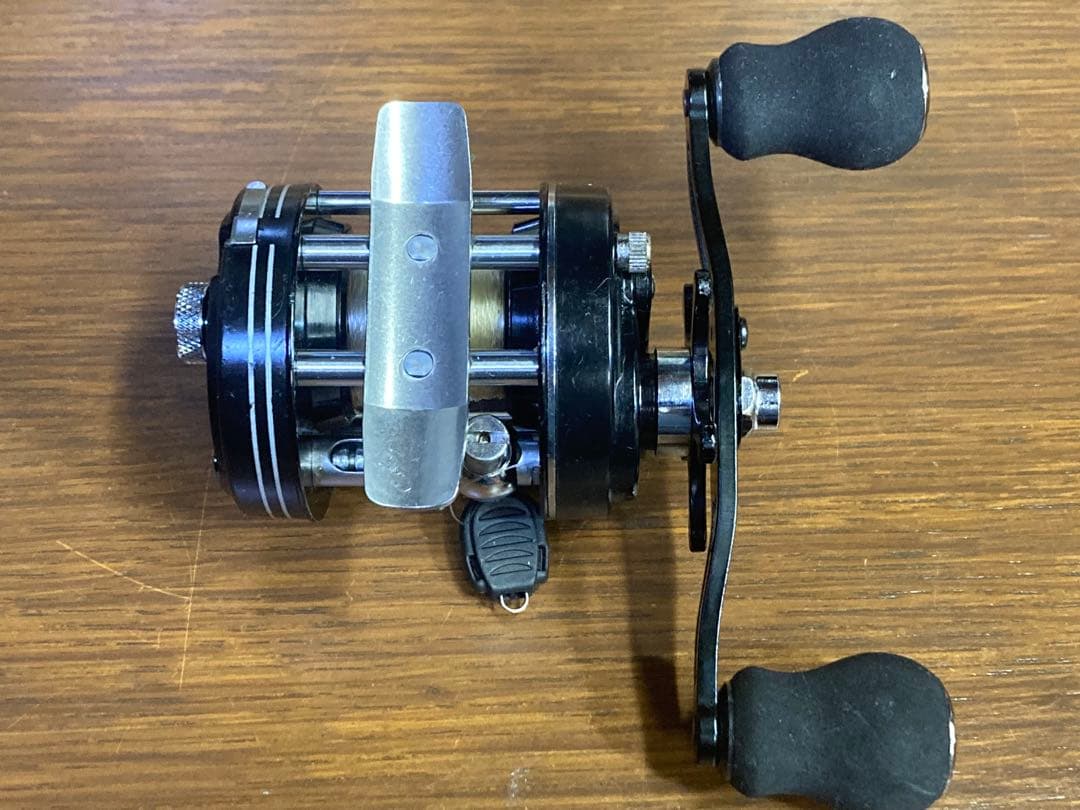 リール Daiwa Millionaire GS-2000C