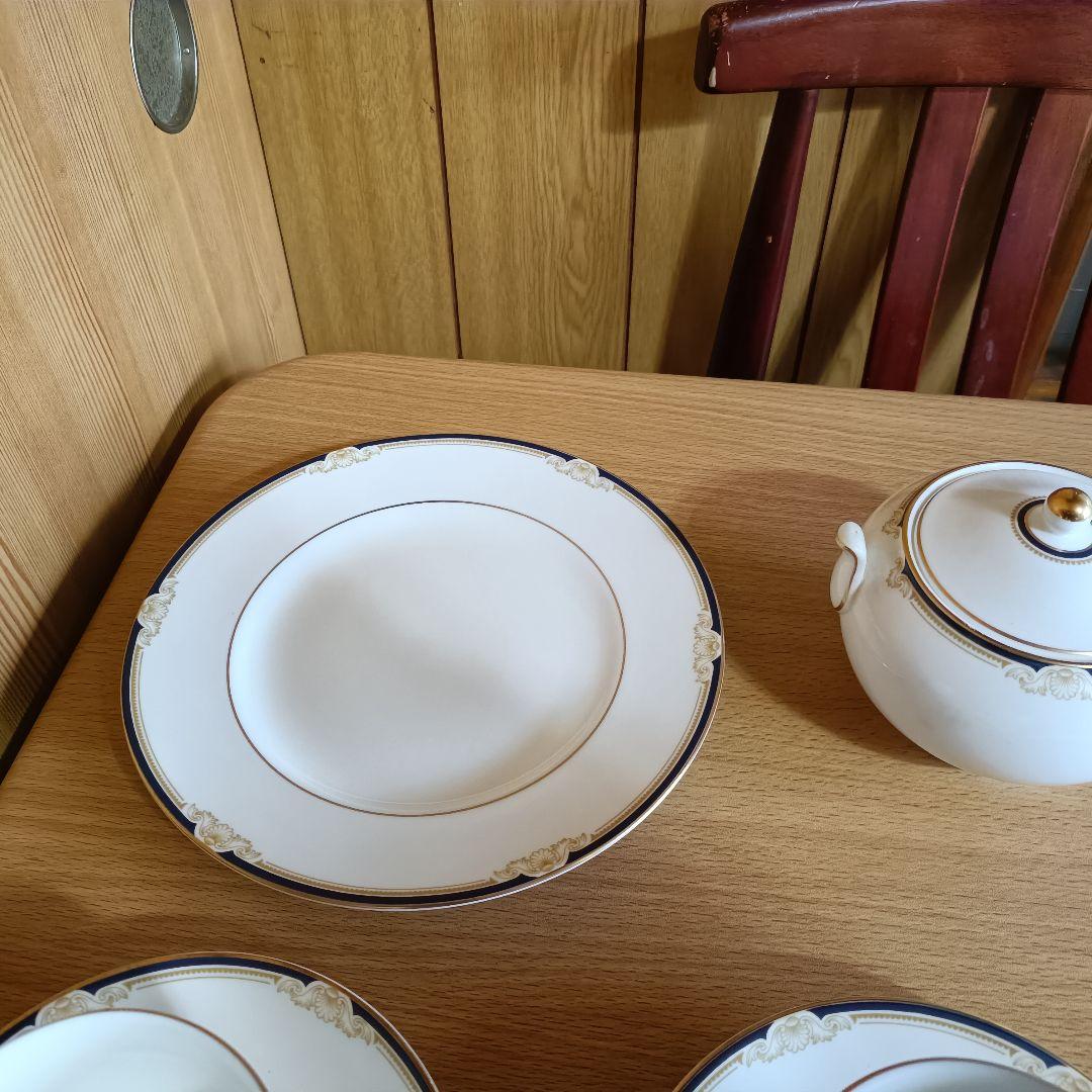 良品　CAVENDISH　カップソーサー　2種皿とシュガーポットセット