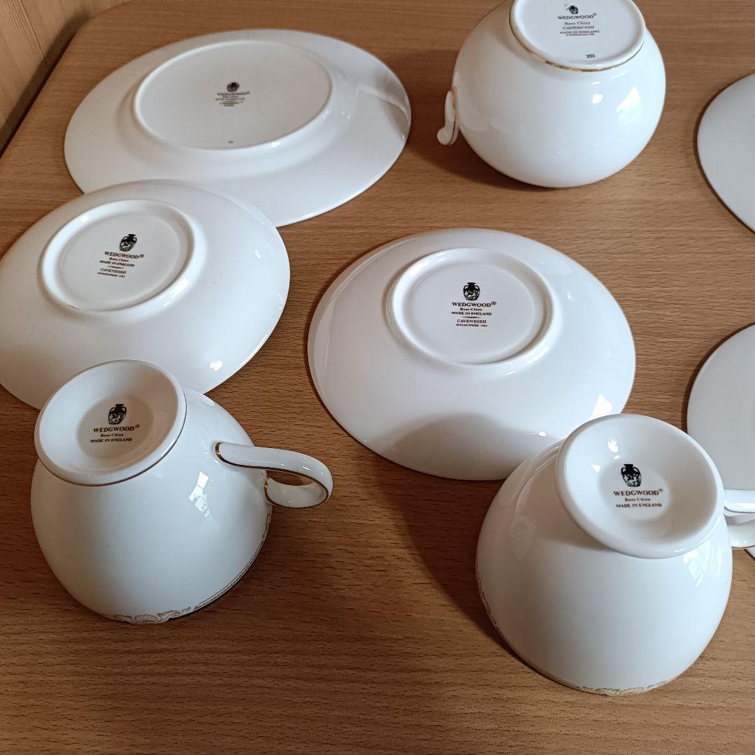良品　CAVENDISH　カップソーサー　2種皿とシュガーポットセット