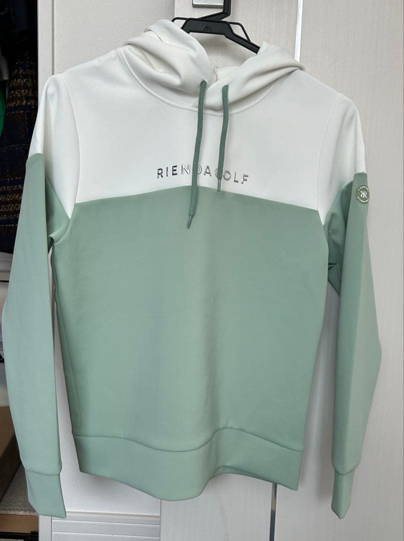 【新品】RIENDA GOLF レディースパーカー　Sサイズ