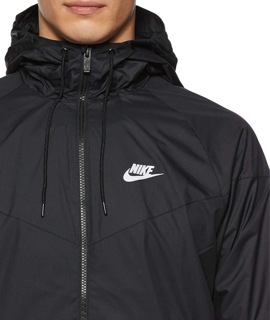 NIKE ナイキ　ウインドブレーカー　シャカシャカ　ランニングジャケット　新品
