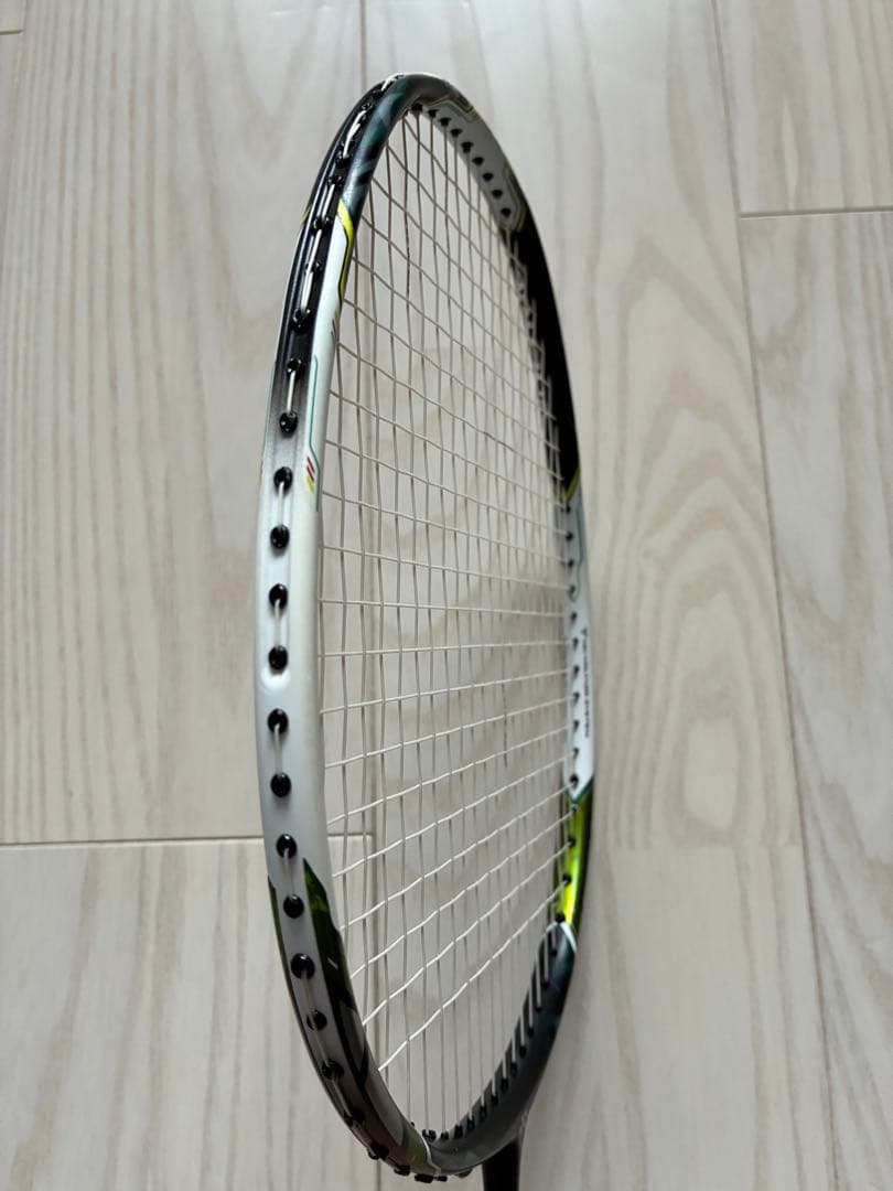 ヨネックス ボルトリックZフォース 4UG5 2本セット BG66UM25ポンド