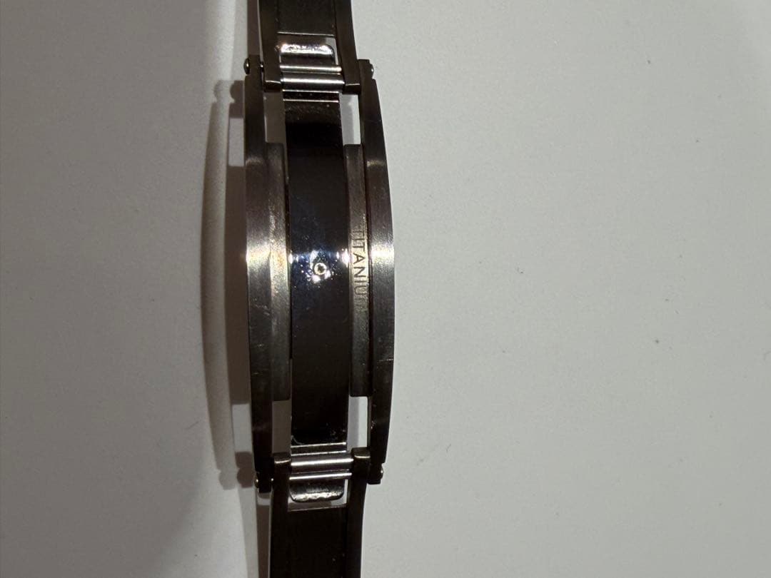RICHARD MILLE正規ラバーベルト赤 黒 ストライプデザイン 2色セット