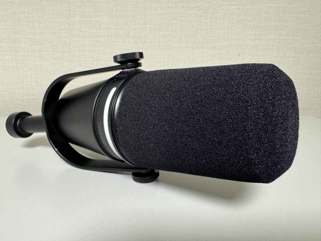 【ほぼ新品】SHURE シュア MV7+ ポッドキャストマイクロホン ブラック