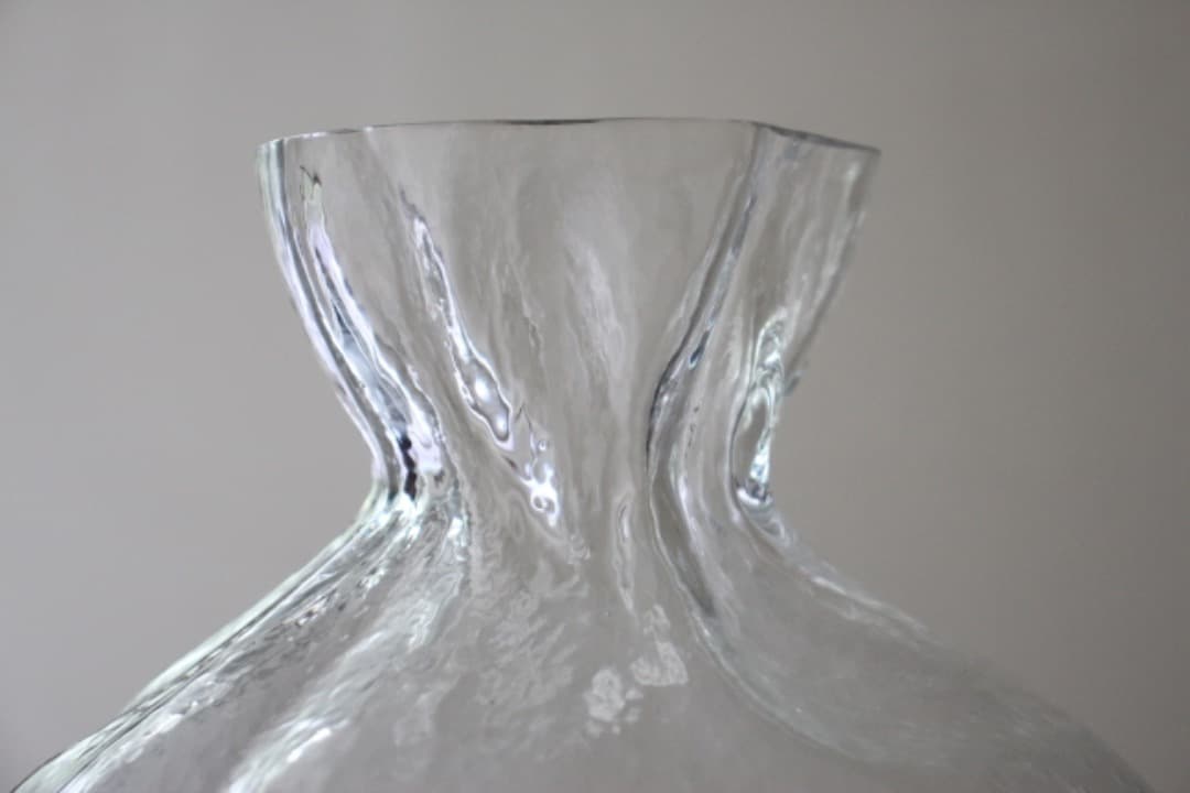 スウェーデン　Sea Glasbruk　ガラス　フラワーベース　ハンドメイド