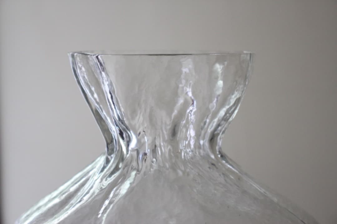 スウェーデン　Sea Glasbruk　ガラス　フラワーベース　ハンドメイド