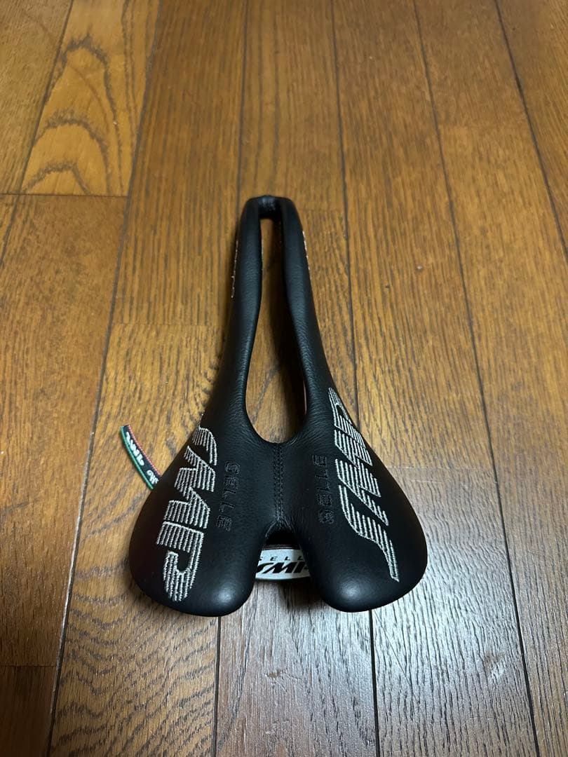 （中古品）Selle SMP FORM Q2-BK ブラックサドル