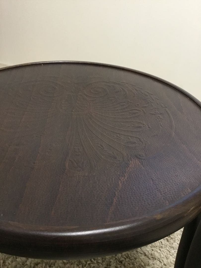 TON 社製　ベントウッド　A
