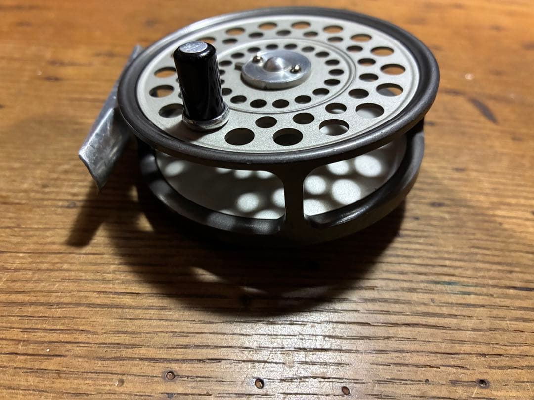 HARDY L.R.H.Lightweight スペアスプール付き