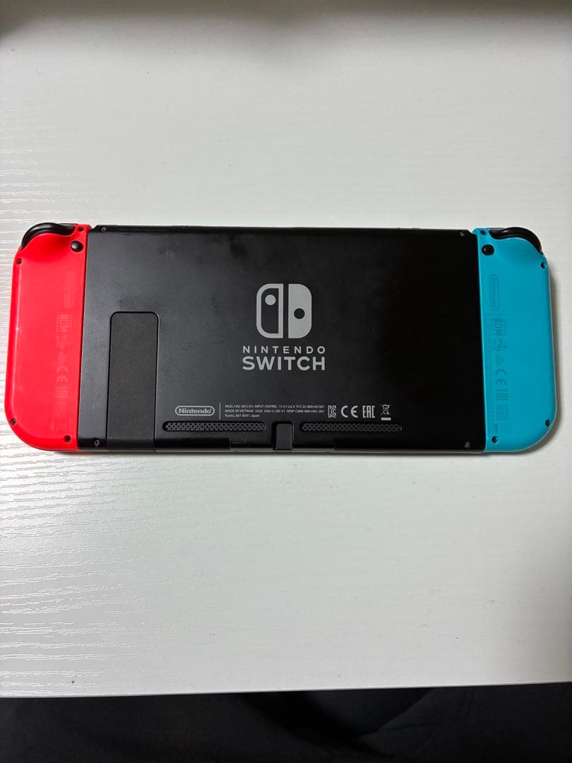 ジャンク品　Nintendo Switch 本体、ドック、電源ケーブル