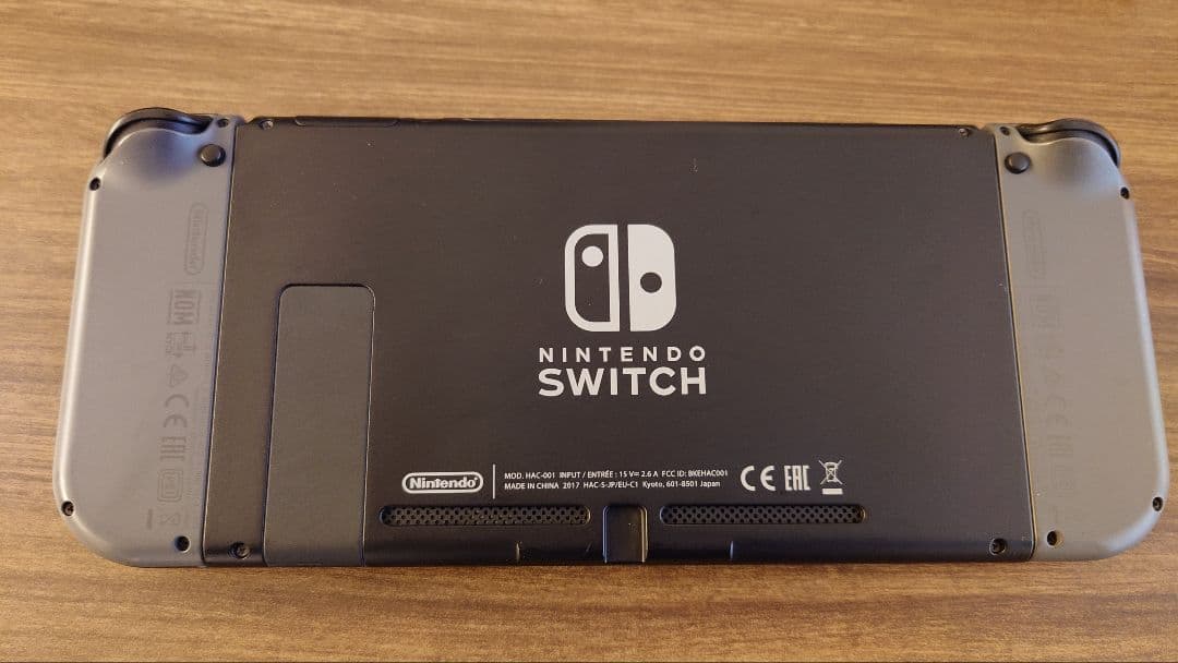 Nintendo switch 本体 ジョイコン×2 アクセサリー セット