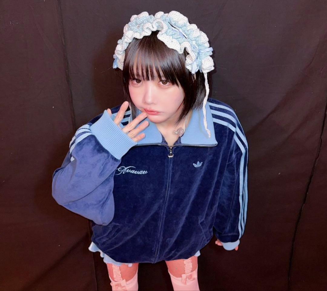 adidas Avavav ベロア　トラックジャケット　ジャージ　あのちゃん