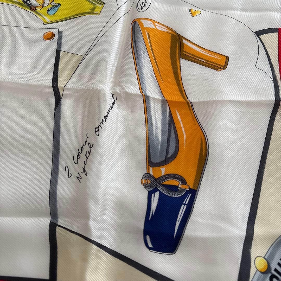 未使用　MOSCHINO シルク　スカーフ　ハイヒール　バッグ　モスキーノ