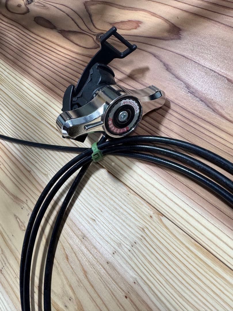 MINOURA V270 【クイックレリース新品付属】